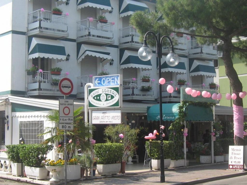 Hotel Lorenz Каорле Екстериор снимка