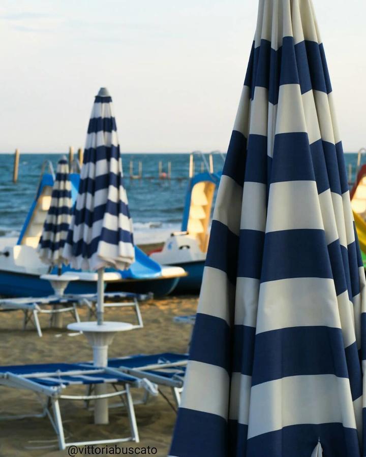 Hotel Lorenz Каорле Екстериор снимка